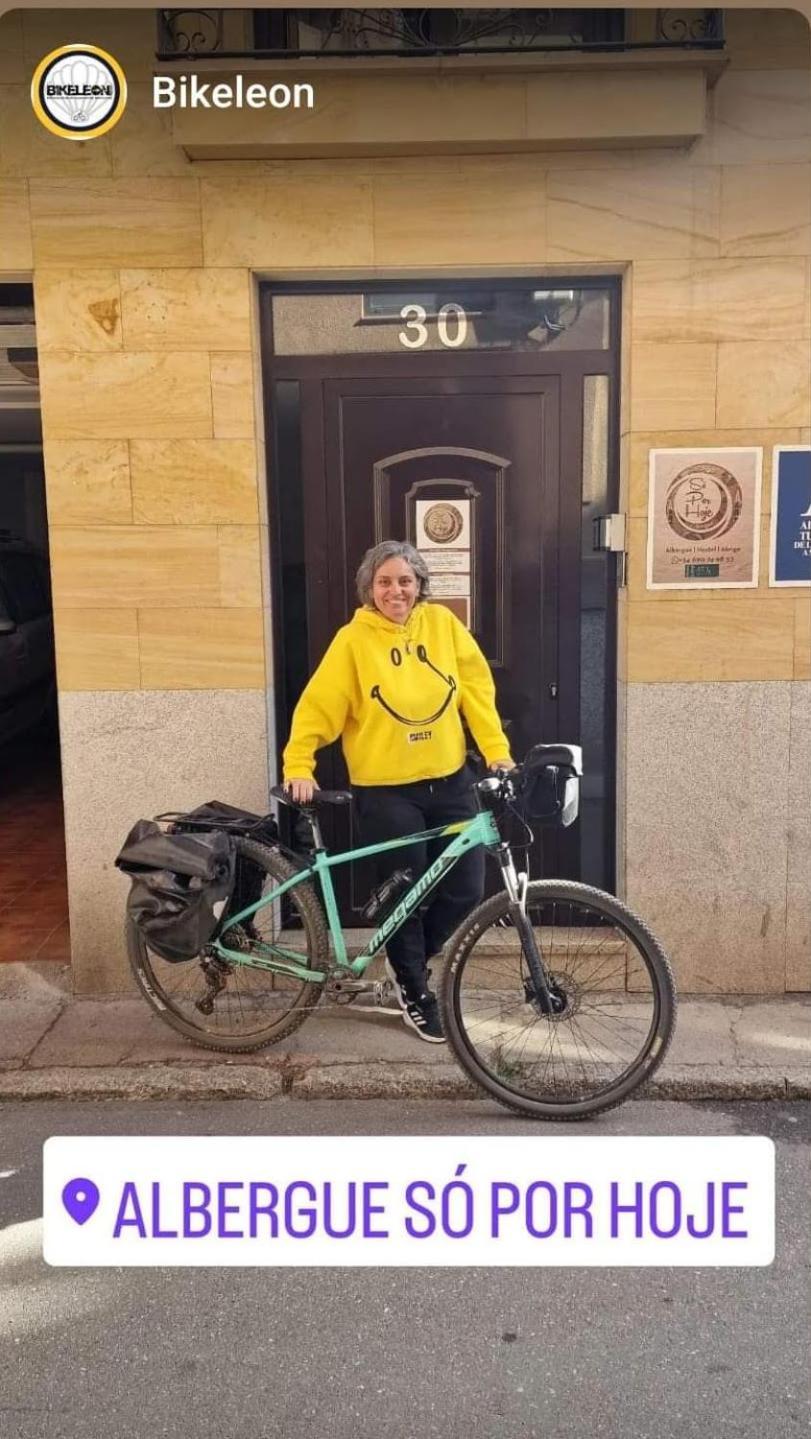 Só Por Hoje , De Peregrinos No Caminho De Santiago *